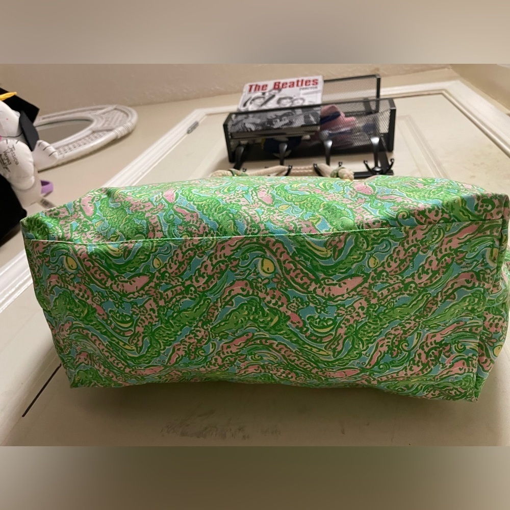 Lilly Pulitzer Green and Pink Tote Bag - Picture 9 of 13